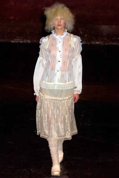 Look 1